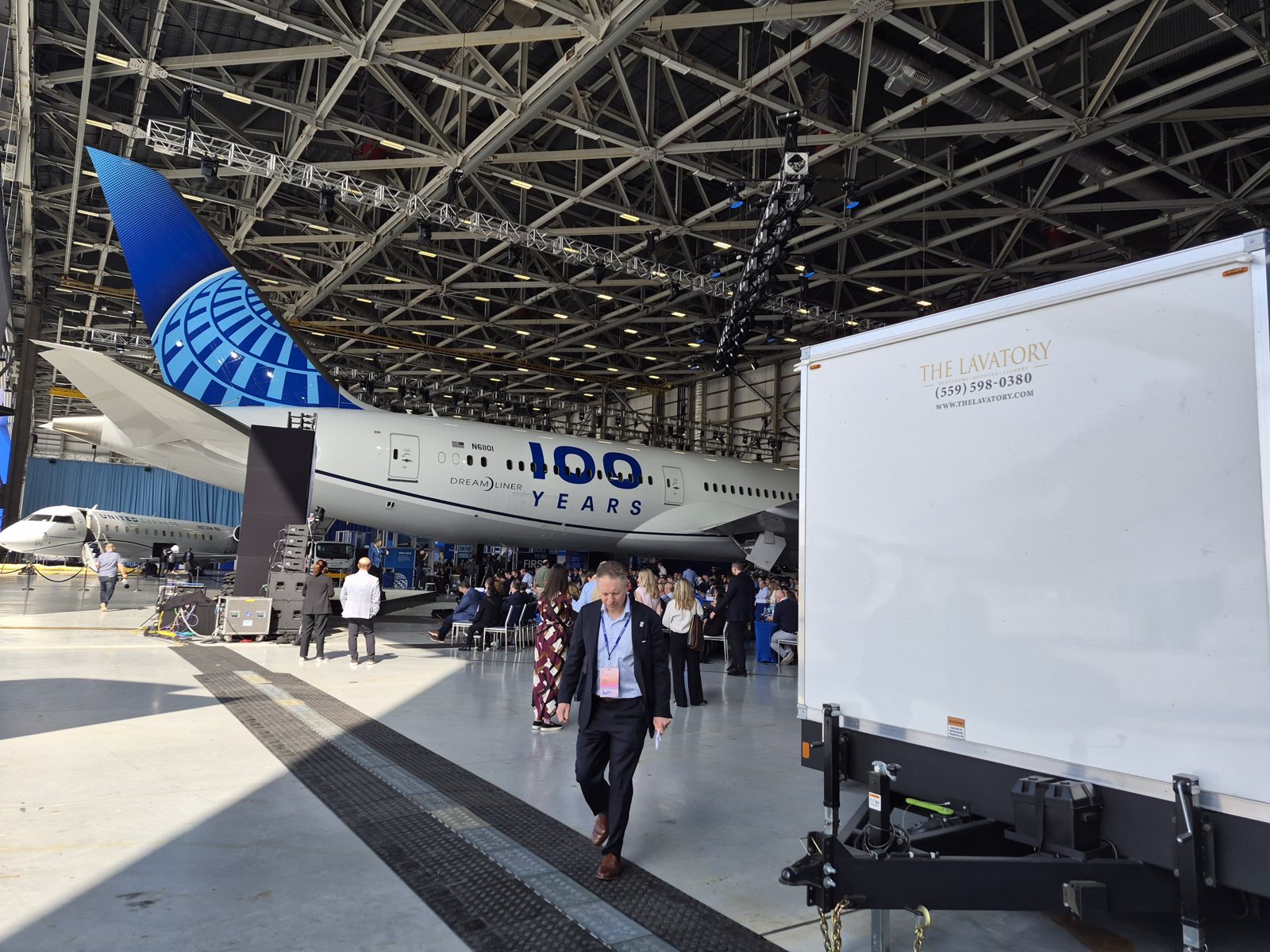 Lavatory Restroom Trailer on site at United Airlines